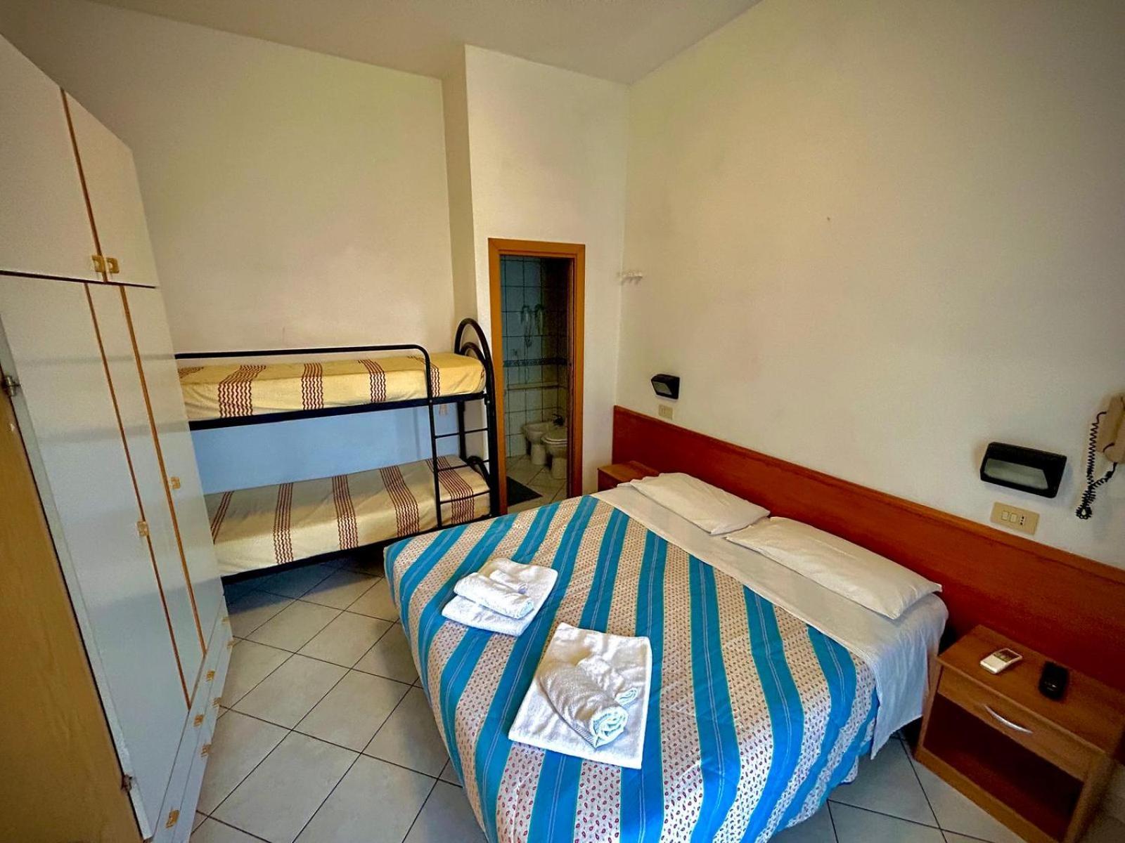 Hotel Sacramora Rimini Exteriör bild