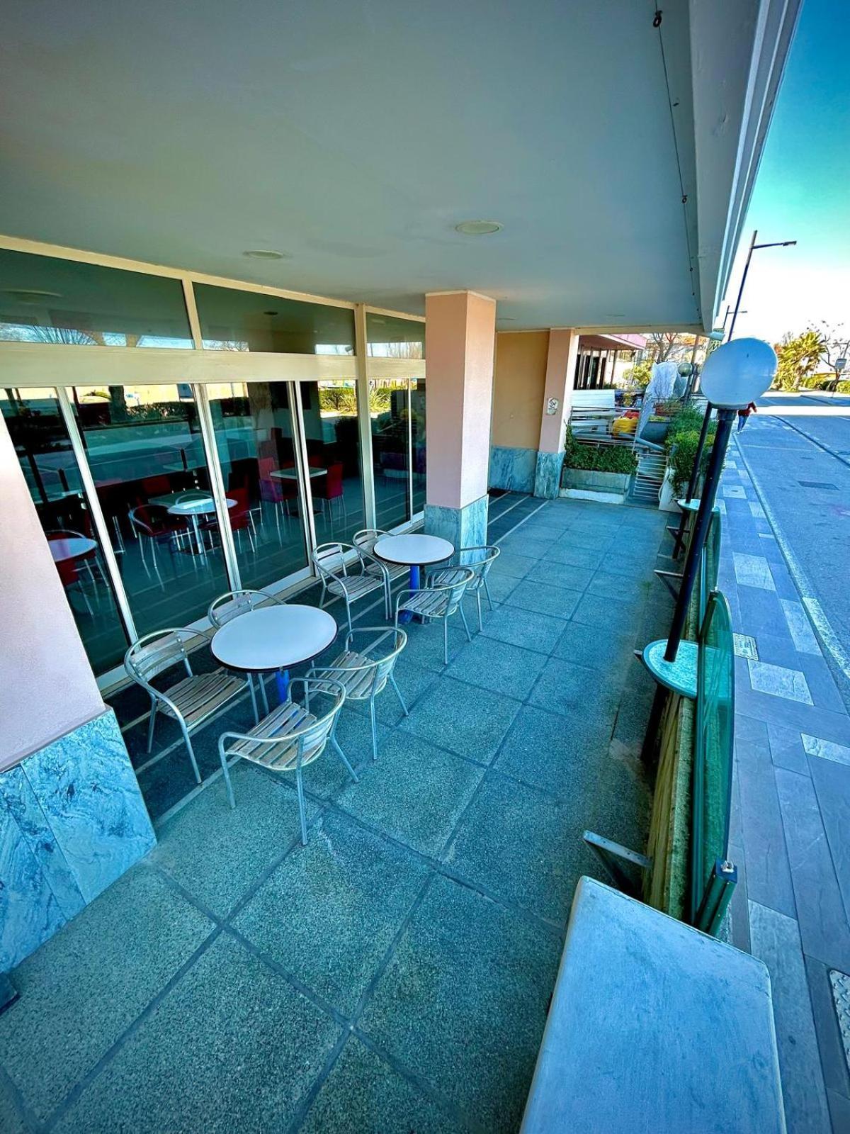 Hotel Sacramora Rimini Exteriör bild